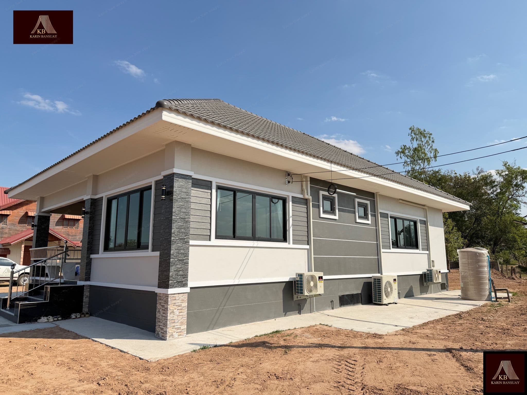 บ้านสไตล์โมเดิร์น คอนเทมโพรารี่ (Modern Contemporary) แบบที่ 4 - ภาพบรรยากาศโครงการที่ 2 รับสร้างบ้านอุดร