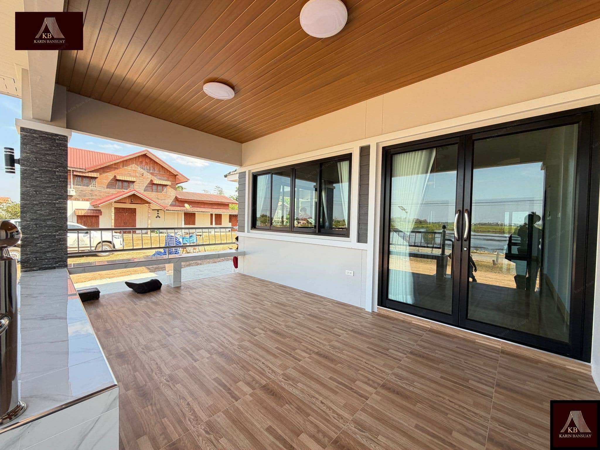 บ้านสไตล์โมเดิร์น คอนเทมโพรารี่ (Modern Contemporary) แบบที่ 4 - ภาพบรรยากาศโครงการที่ 3 รับสร้างบ้านอุดร